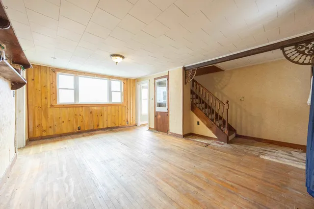 $268,000 | 220 Lime Kiln Road, Haverhill, NH 03780