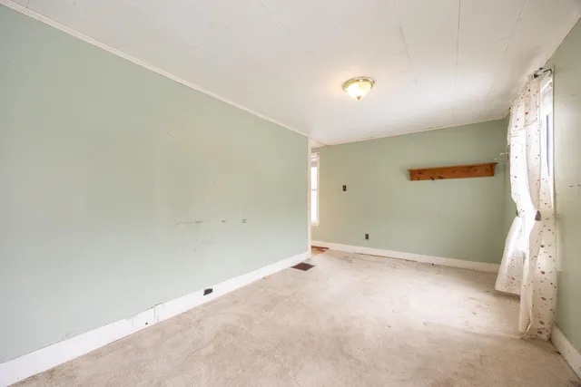 $268,000 | 220 Lime Kiln Road, Haverhill, NH 03780