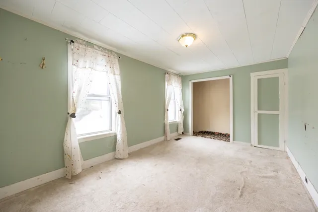 $268,000 | 220 Lime Kiln Road, Haverhill, NH 03780