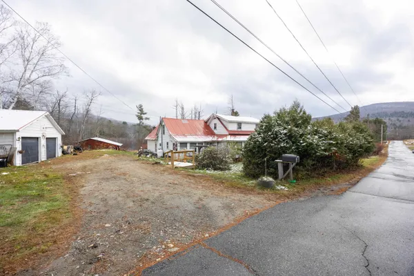 $248,000 | 220 Lime Kiln Road, Haverhill, NH 03780