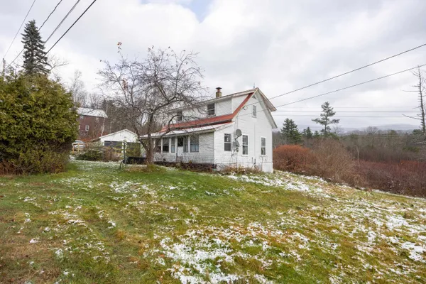 $248,000 | 220 Lime Kiln Road, Haverhill, NH 03780