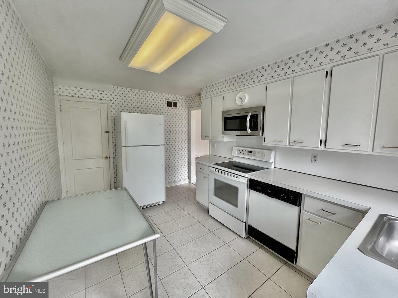 104 Cedarbrook Road Ardmore, PA 19003 - Photo 12 of 29
