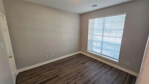 $309,900 | 4831 Preston Trail Lane, Pasadena, TX 77505