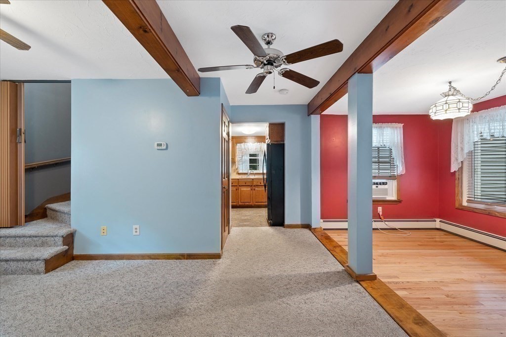 23 Mumford Road Sutton, MA 01590 - Photo 5 of 18 a view of an entryway