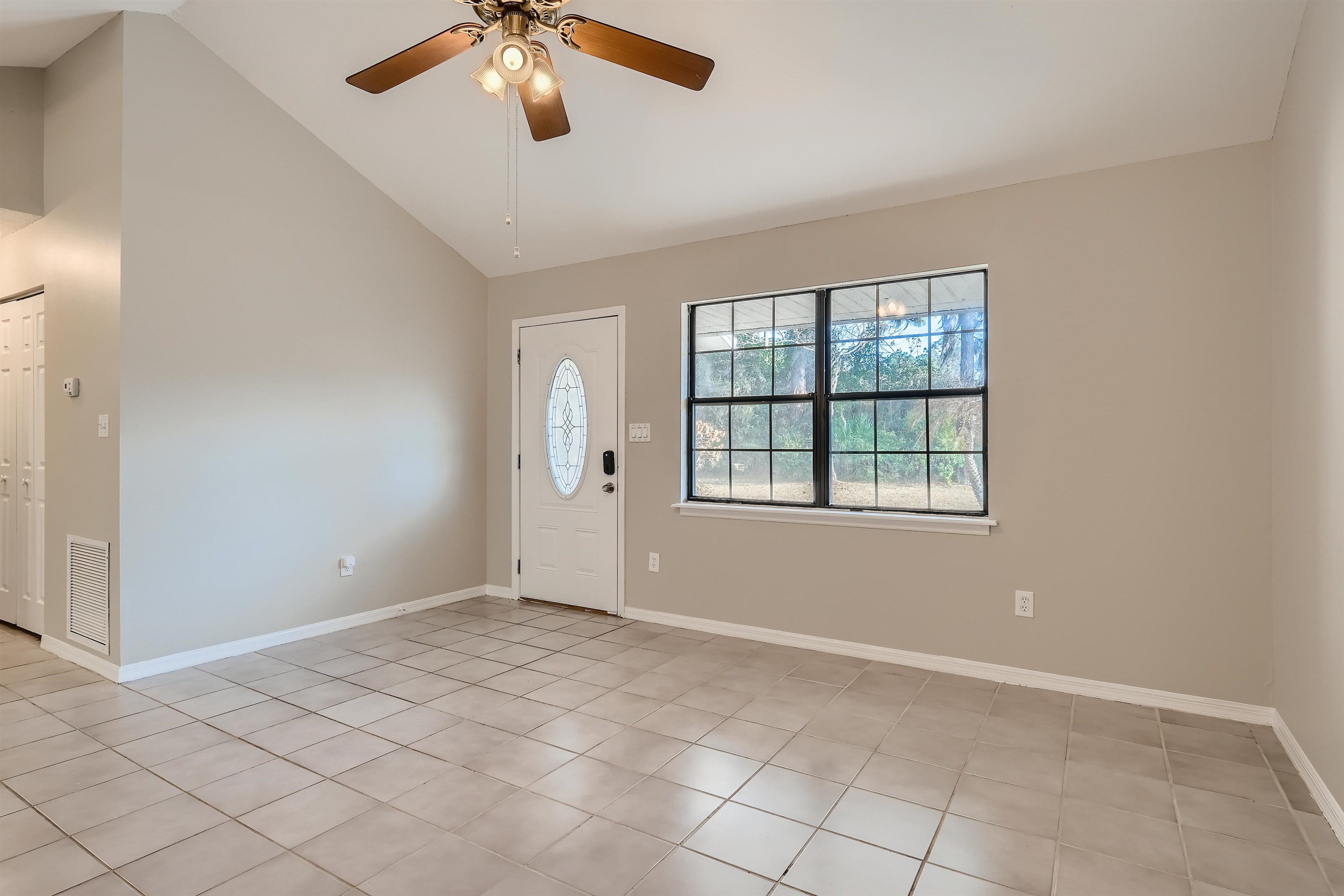 1720 Lightsey Road St. Augustine, FL 32084 - Photo 4 of 32 Gallery Image 4