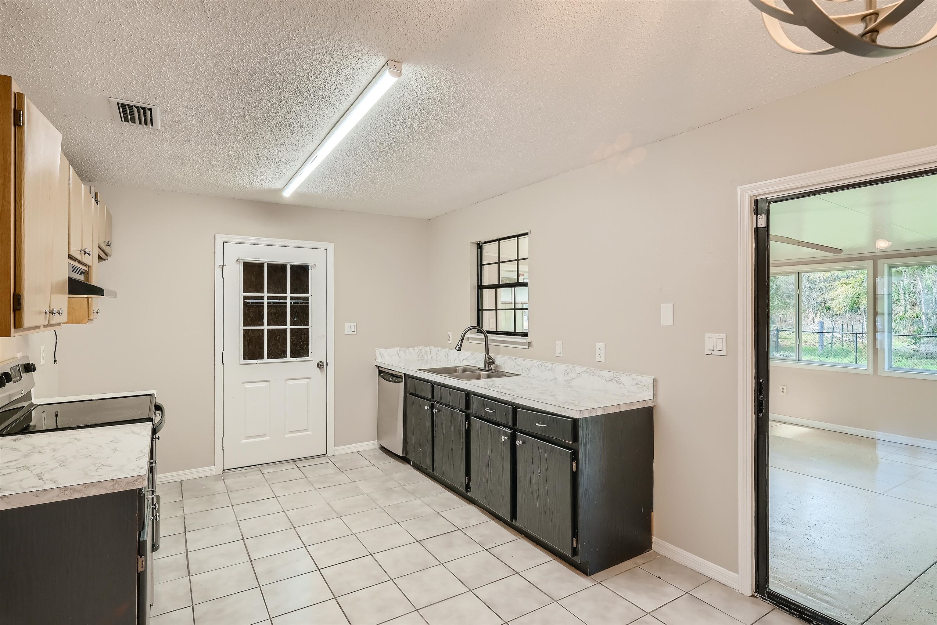 1720 Lightsey Road St. Augustine, FL 32084 - Photo 8 of 32 Gallery Image 8