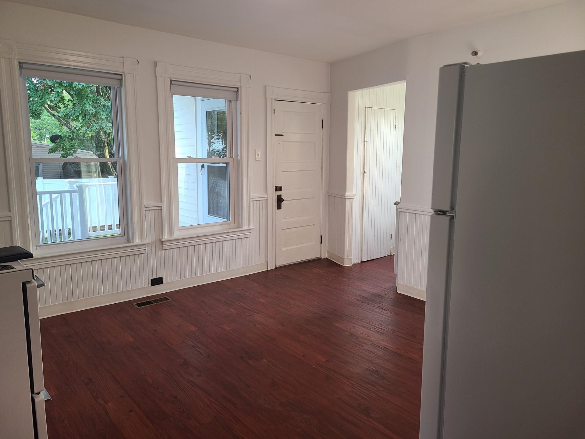 108 Delaware Avenue Manchester, NH 03104 - Photo 13 of 15