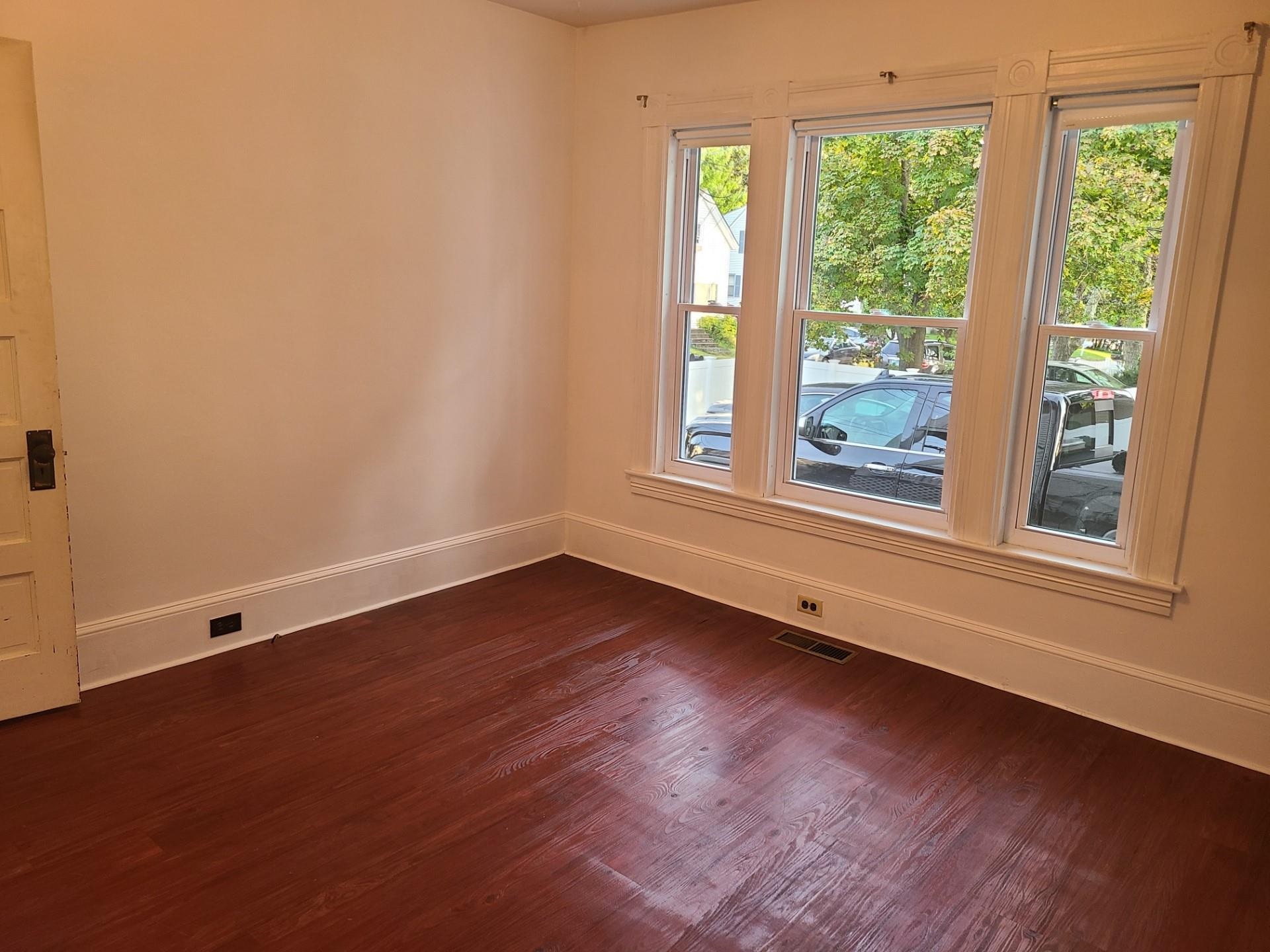 108 Delaware Avenue Manchester, NH 03104 - Photo 14 of 15