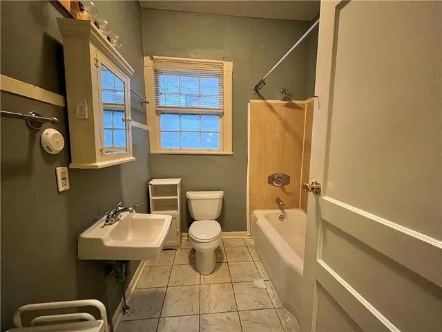 $1,375 | 4807 Dryades Street, New Orleans, LA 70115