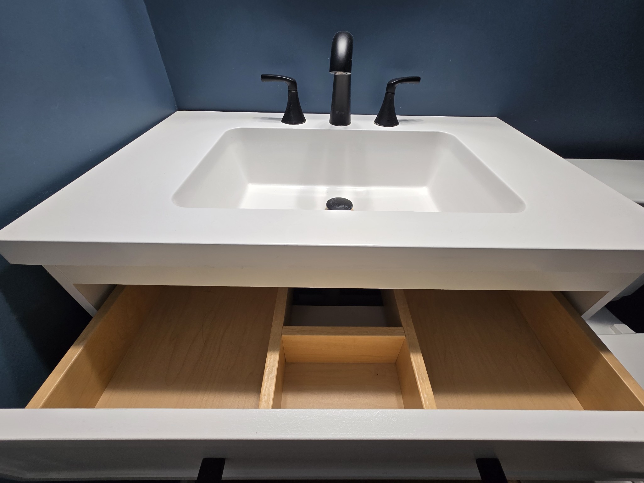 337 Bumpus Mill Road Oak Grove, KY 42262 - Photo 22 of 22 a bathroom with a sink