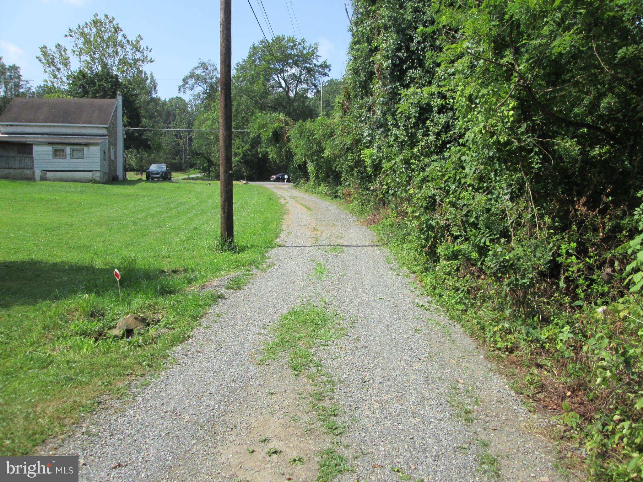 0 Woodchoppertown Road Boyertown, PA 19512 - Photo 4 of 5 a view of a yard with plants