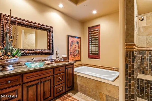 $4,900,000 | 7311 East Arroyo Hondo Road, Scottsdale, AZ 85266