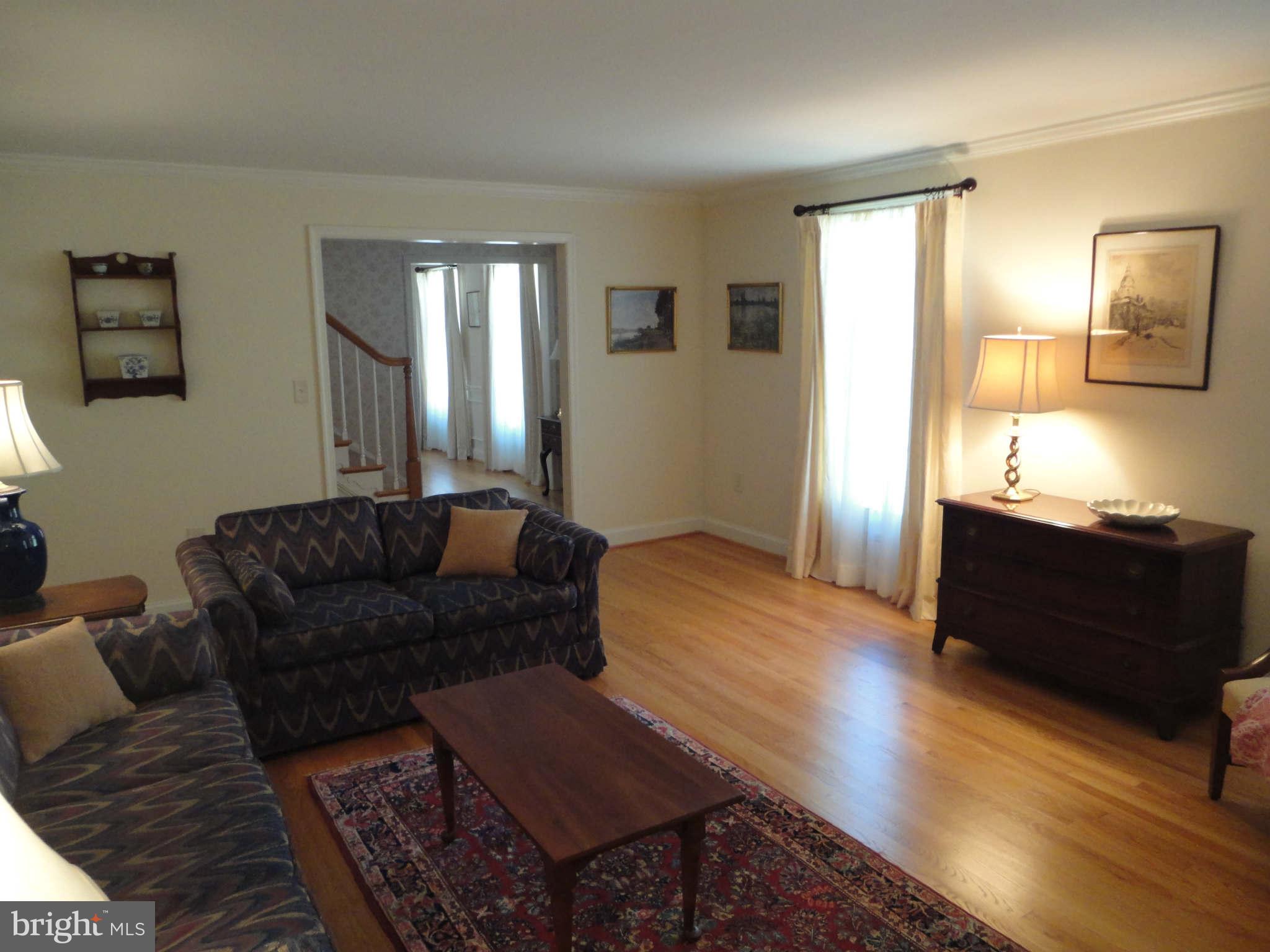 2301 Ravenview Road Lutherville-Timonium, MD 21093 - Photo 14 of 28 Living Room