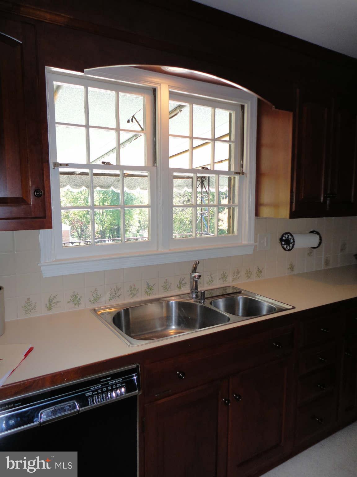 2301 Ravenview Road Lutherville-Timonium, MD 21093 - Photo 15 of 28 Kitchen