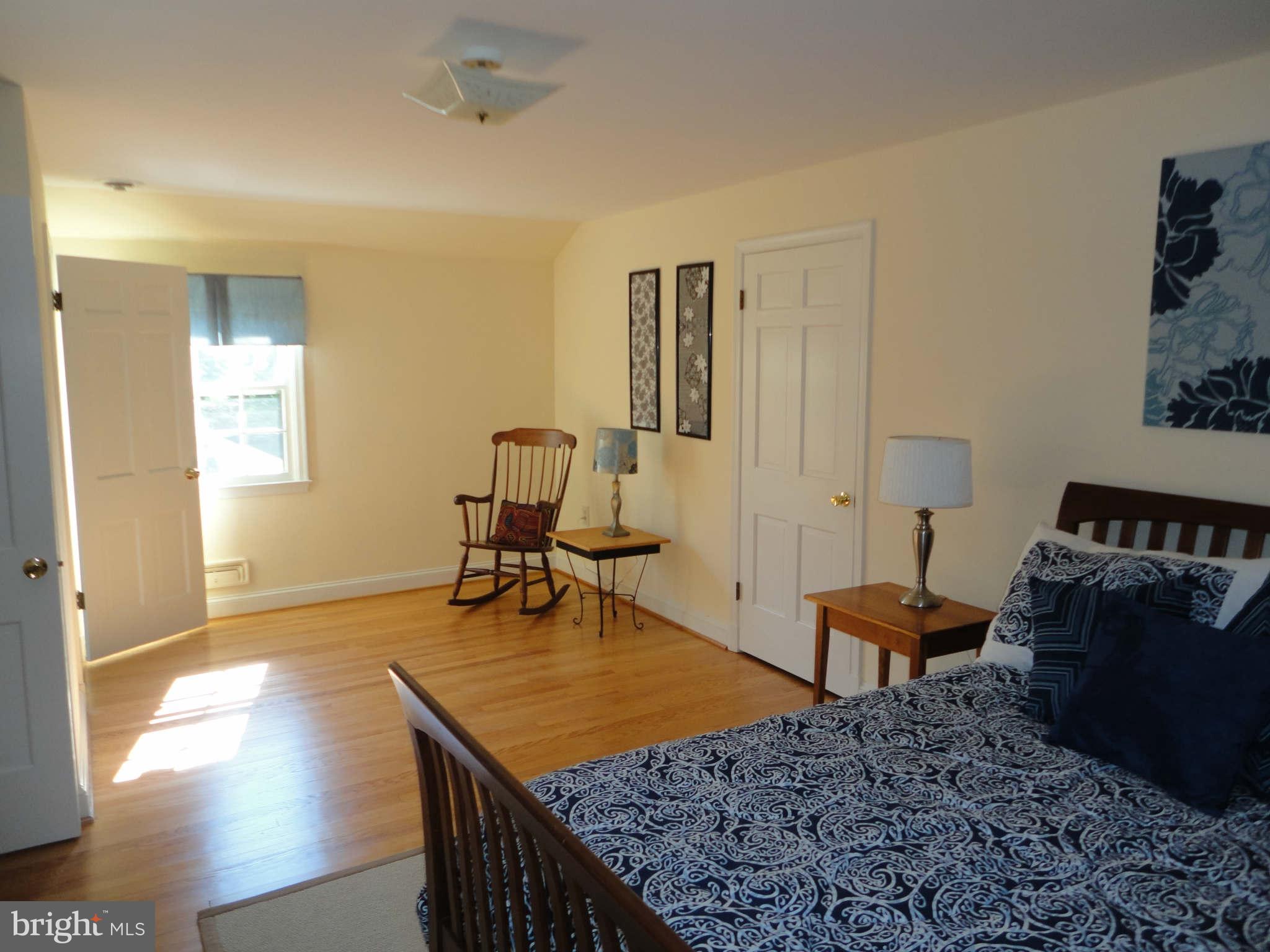 2301 Ravenview Road Lutherville-Timonium, MD 21093 - Photo 22 of 28 Master Bedroom w sitting area