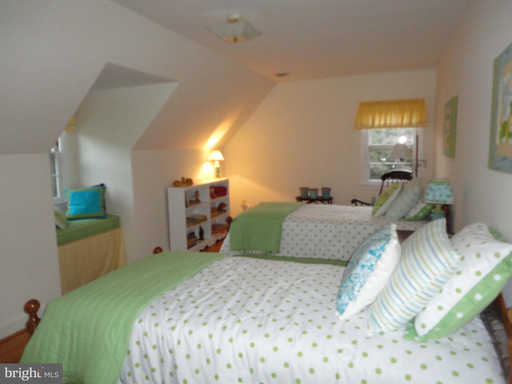 2301 Ravenview Road Lutherville-Timonium, MD 21093 - Photo 23 of 28 Front Bedroom