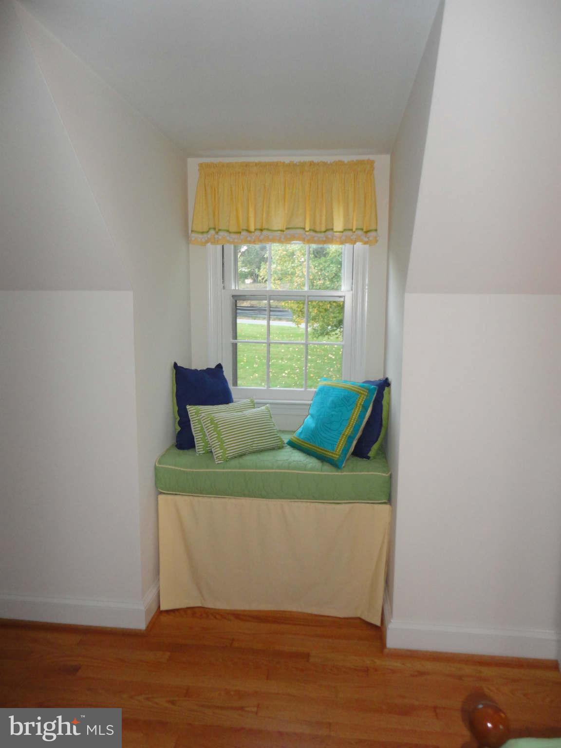 2301 Ravenview Road Lutherville-Timonium, MD 21093 - Photo 24 of 28 Front Bedroom
