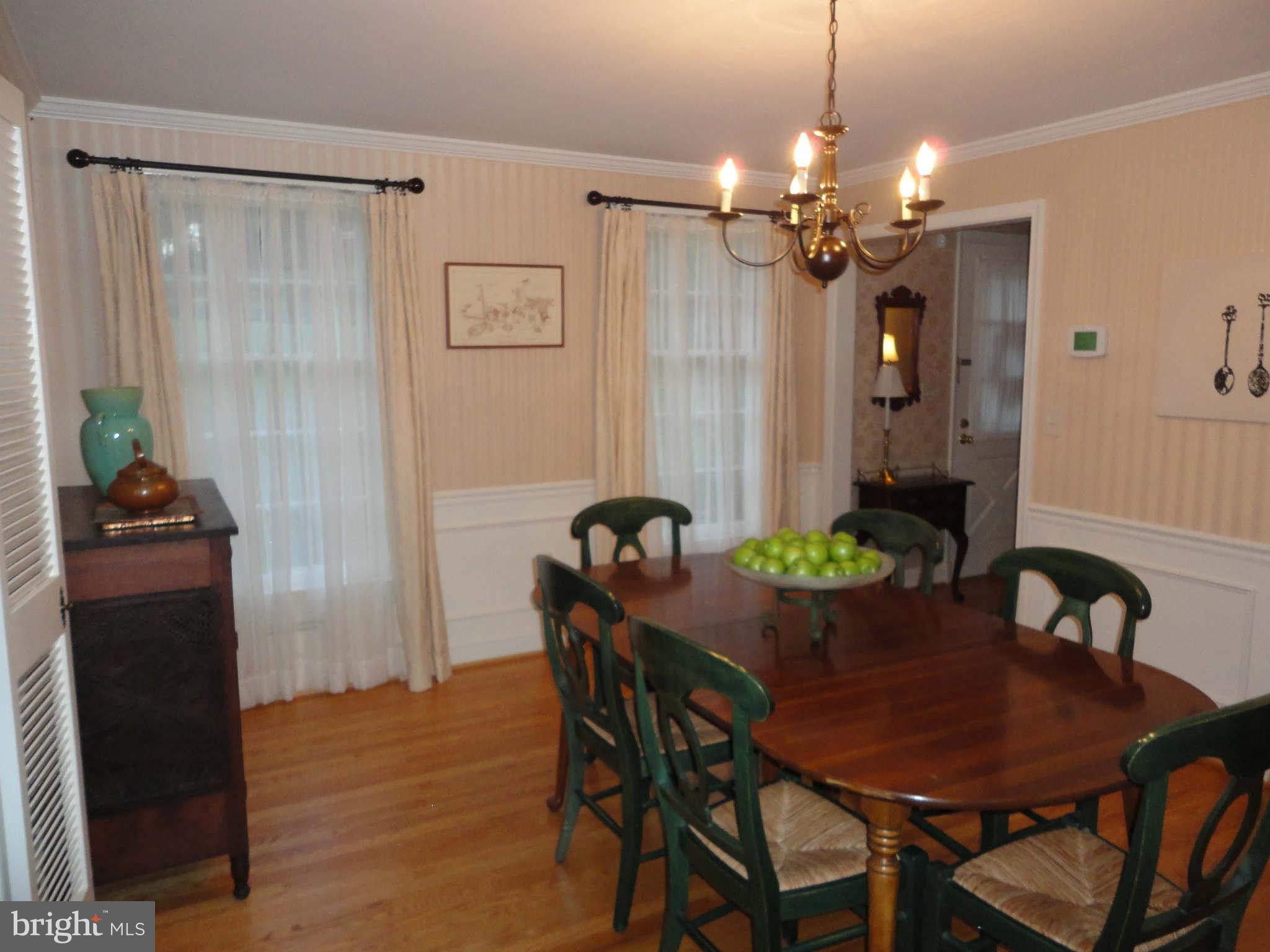 2301 Ravenview Road Lutherville-Timonium, MD 21093 - Photo 4 of 28 Dining Room
