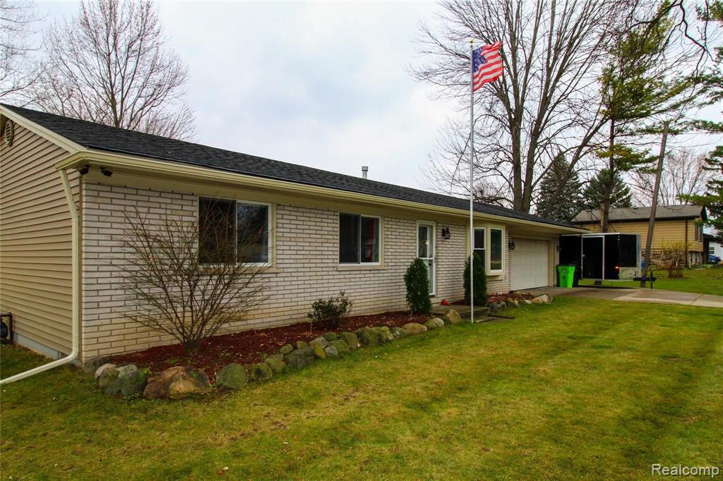 28878 Cotton Road Chesterfield, MI 48047 - Photo 2 of 22