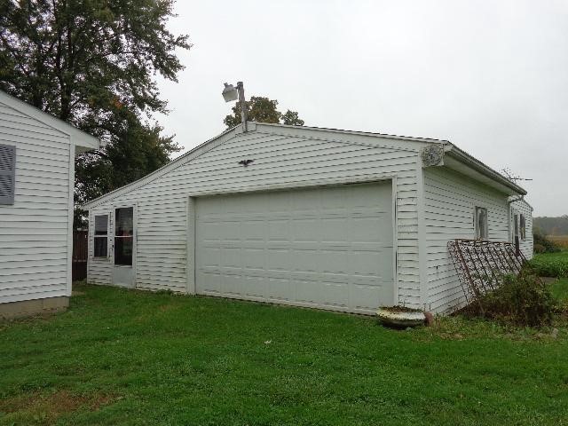 7225 Farrand Road Clio, MI 48420 - Photo 3 of 10