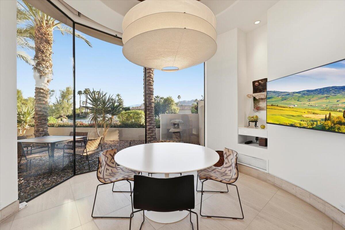 102 Waterford Circle Rancho Mirage, CA 92270 - Photo 14 of 44 42-6E3A9399
