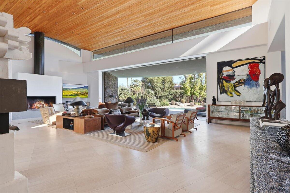 102 Waterford Circle Rancho Mirage, CA 92270 - Photo 5 of 44 a living room with furniture and a large window