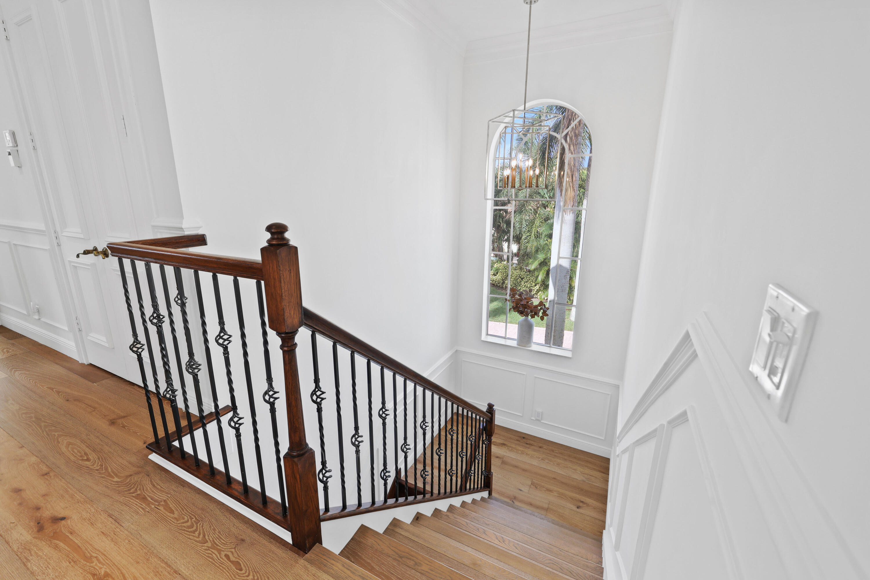562 Rookery Place Jupiter, FL 33458 - Photo 52 of 72 a view of a hallway with windows
