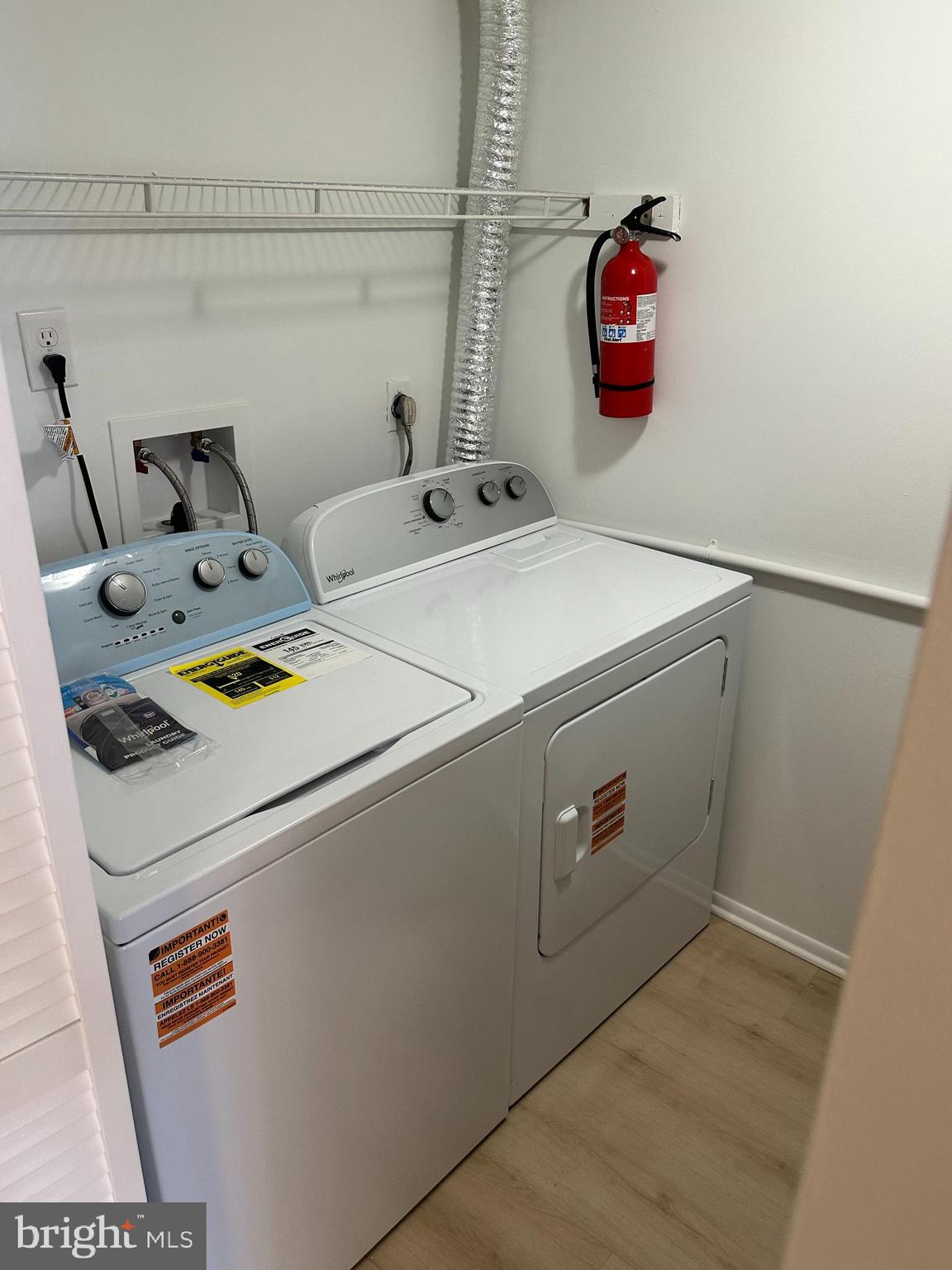 2525 Welsh Road Philadelphia, PA 19114 - Photo 12 of 22 a utility room with dryer and washer