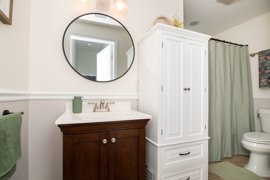 4 Star Avenue Middleboro, MA 02346 - Photo 19 of 40