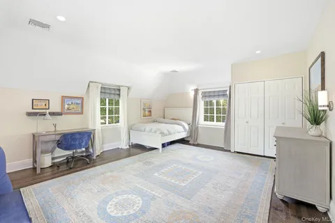 $1,800,000 | 14 Overhill Road, New Rochelle, NY 10804