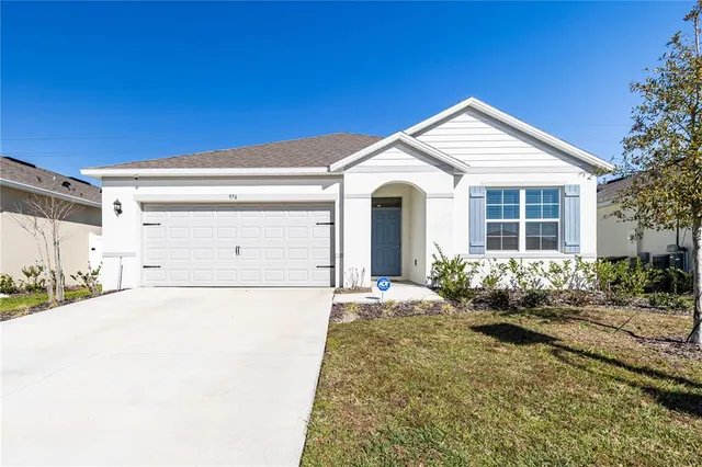$355,000 | 976 Bear Hammock Drive, Umatilla, FL 32784