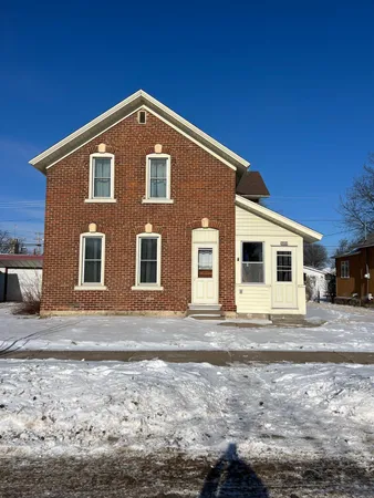 $220,000 | 460 East 8th Street, Winona, MN 55987