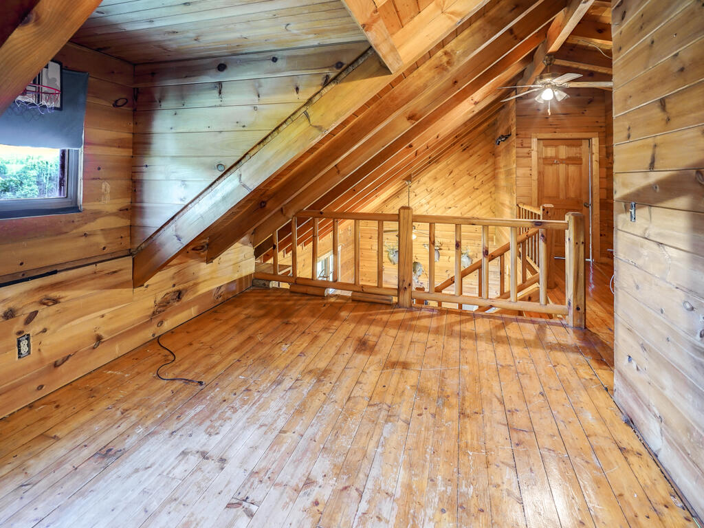 373 Reynolds Road Elizabethton, TN 37643 - Photo 20 of 46 373 Reynolds MLS035