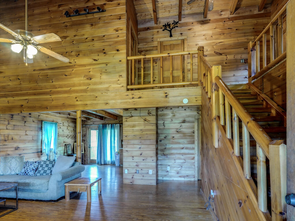 373 Reynolds Road Elizabethton, TN 37643 - Photo 5 of 46 373 Reynolds MLS018