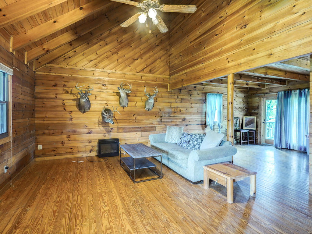 373 Reynolds Road Elizabethton, TN 37643 - Photo 6 of 46 373 Reynolds MLS017