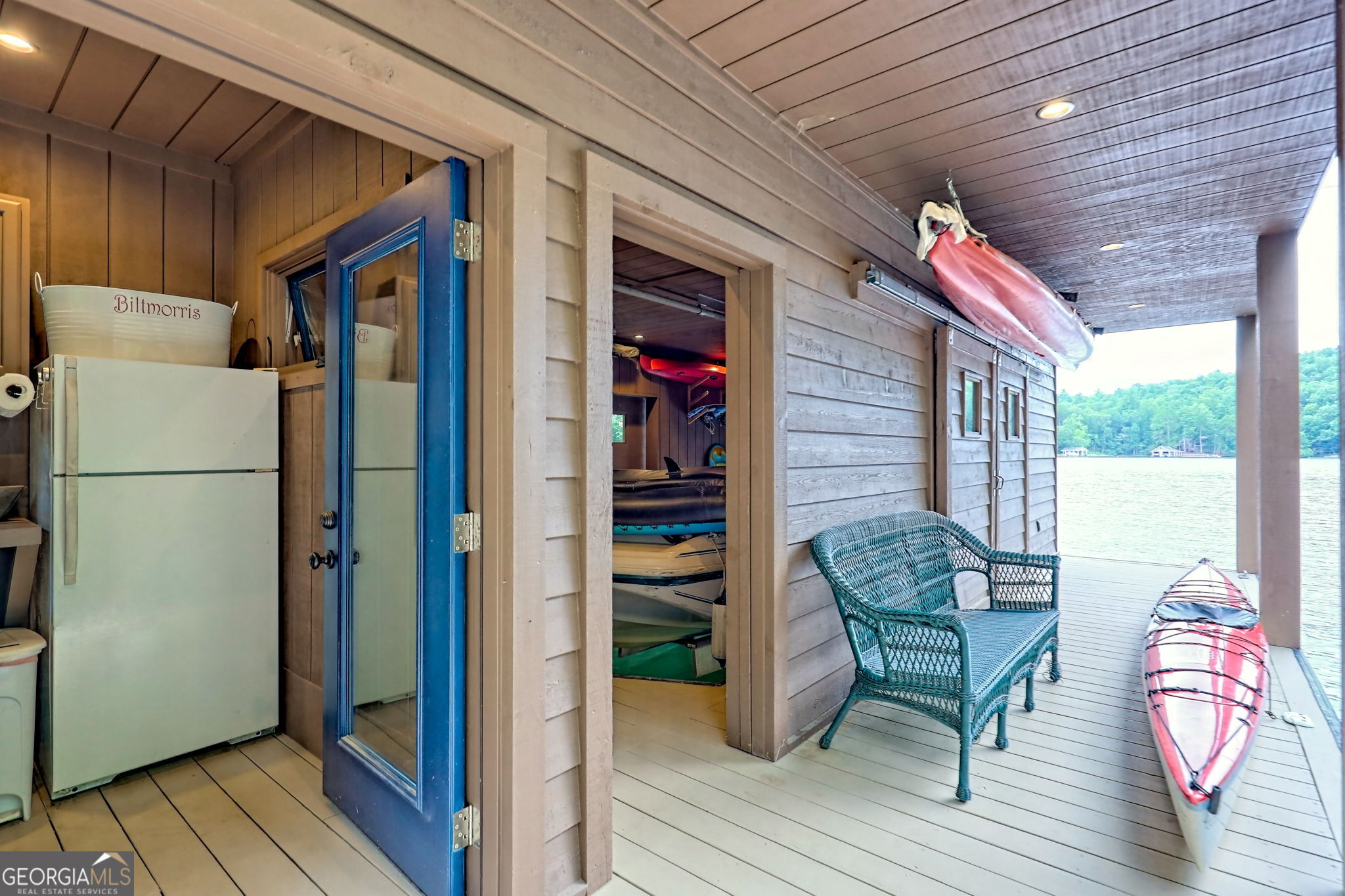 3019 Moccasin Creek Road Clarkesville, GA 30523 - Photo 58 of 72 a dinning room with a table and chairs