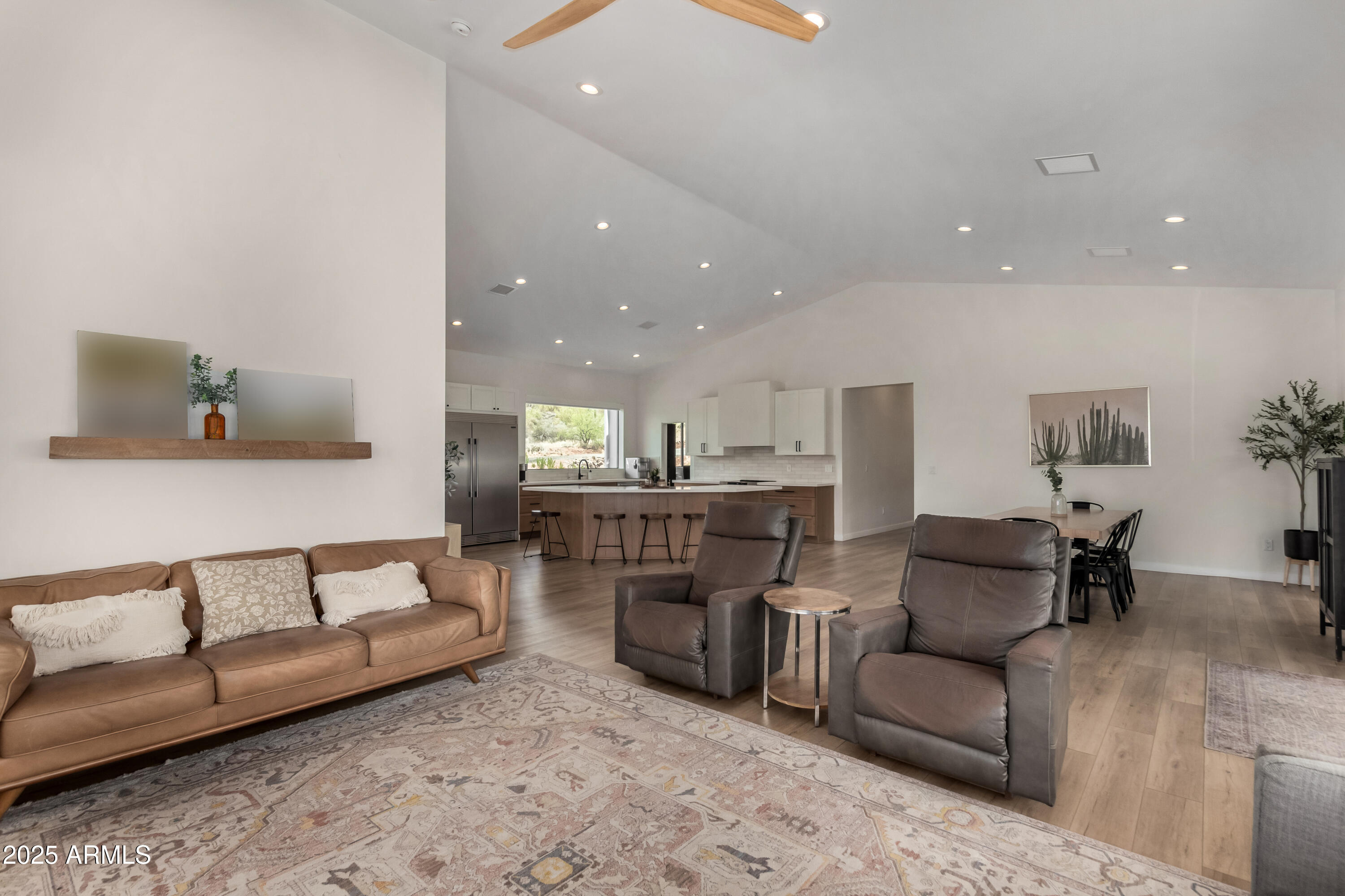 1809 East Mariola Way Phoenix, AZ 85086 - Photo 7 of 62