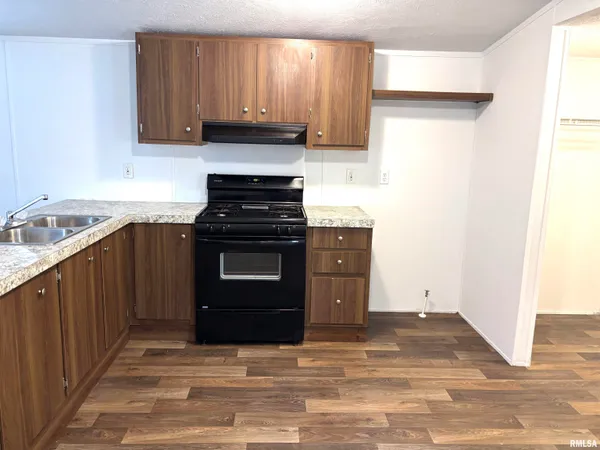 $39,900 | 1515 North Lincoln Avenue, Unit 63, Springfield, IL 62702