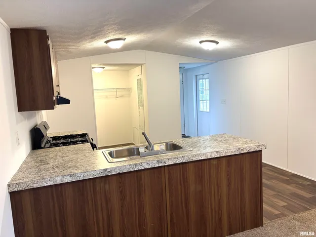 $39,900 | 1515 North Lincoln Avenue, Unit 63, Springfield, IL 62702