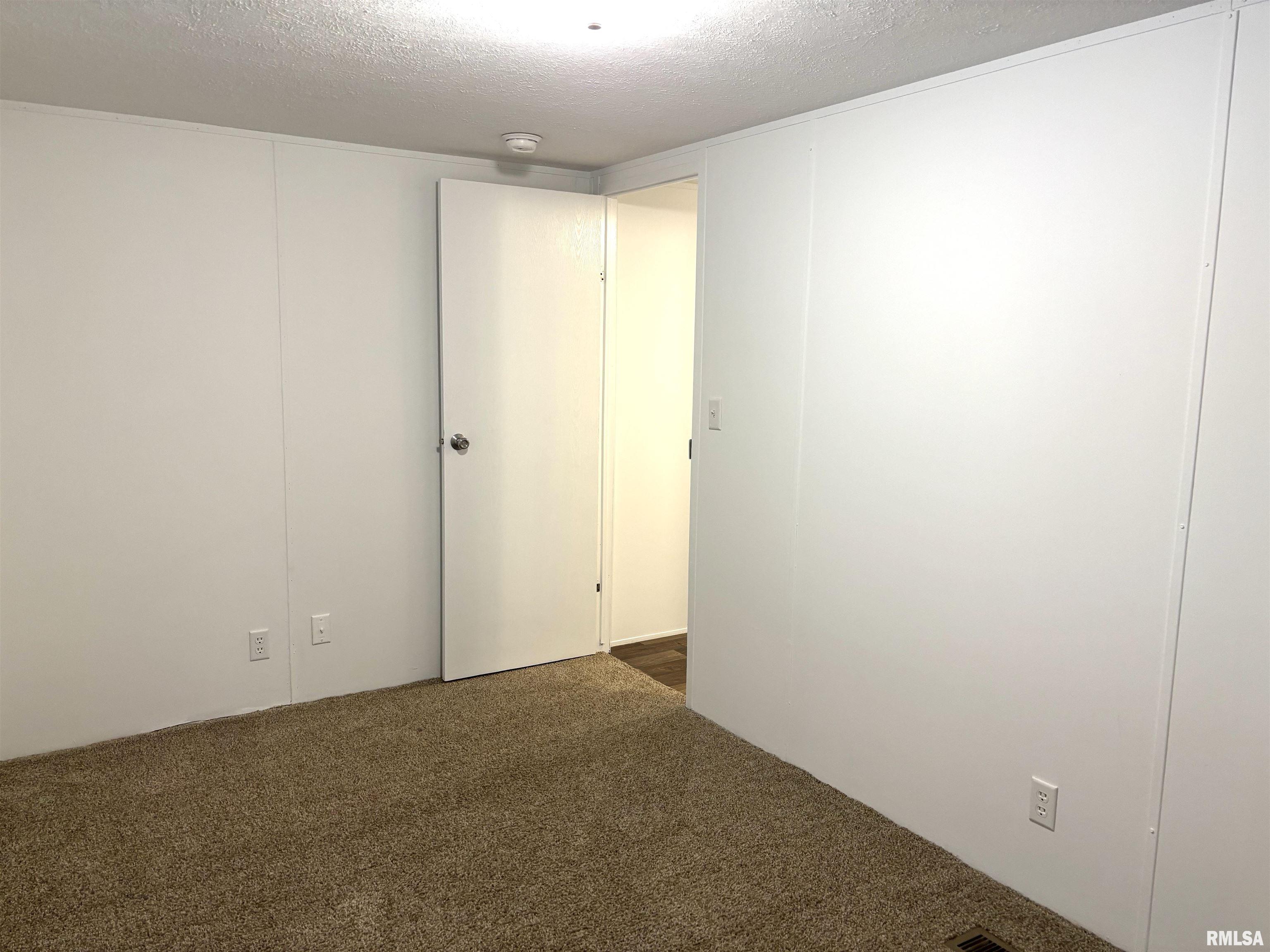 1515 North Lincoln Avenue, Unit 63 Springfield, IL 62702 - Photo 30 of 34