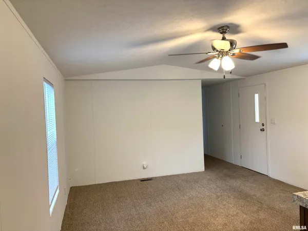 $39,900 | 1515 North Lincoln Avenue, Unit 63, Springfield, IL 62702
