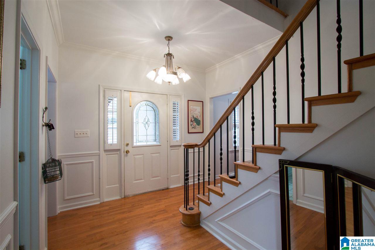 1105 Saddlebrook Road Birmingham, AL 35210 - Photo 3 of 32