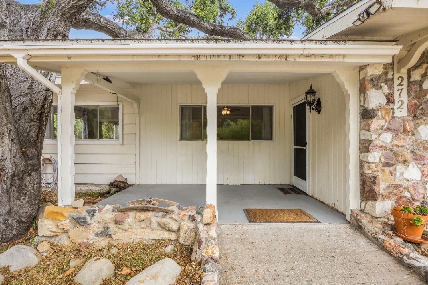 272 Rockaway Road Oak View, CA 93022 - Photo 3 of 33 a view of swimming pool with outdoor space