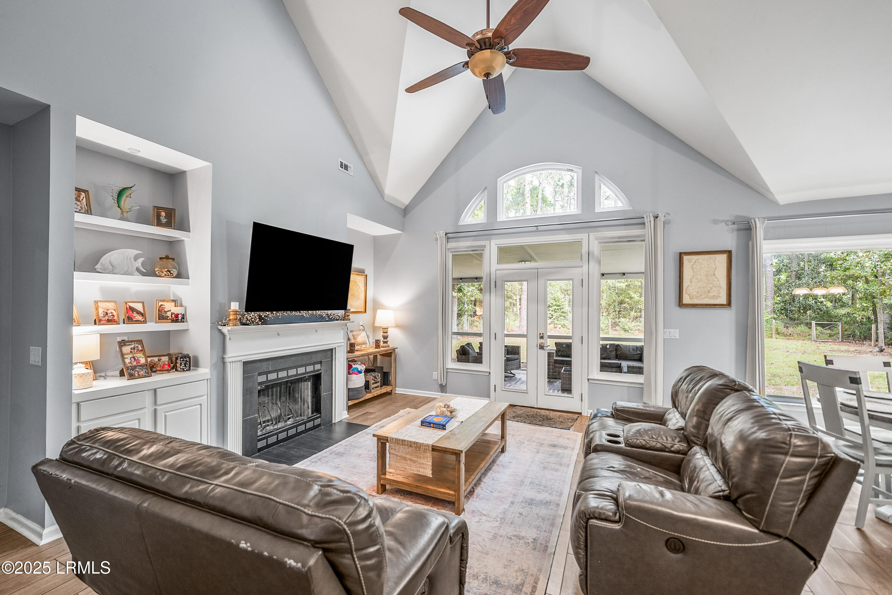 14 State Rd S-7-664 Beaufort, SC 29907 - Photo 6 of 35 DSC08189-50-1.jpg-FULL