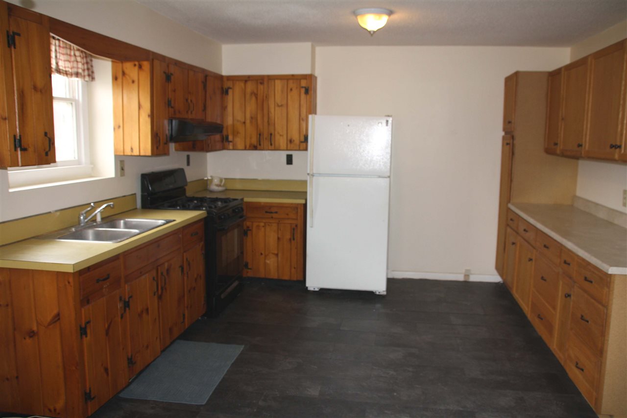 470 Creek Road Wallingford, VT 05773 - Photo 16 of 23