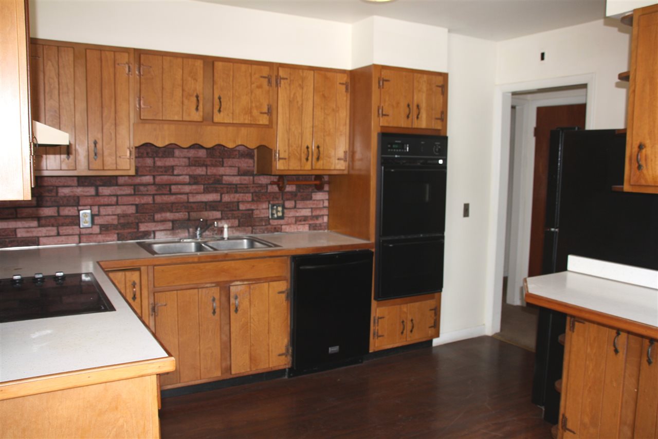 470 Creek Road Wallingford, VT 05773 - Photo 6 of 23