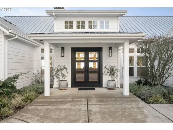 a view of a house with a outdoor space