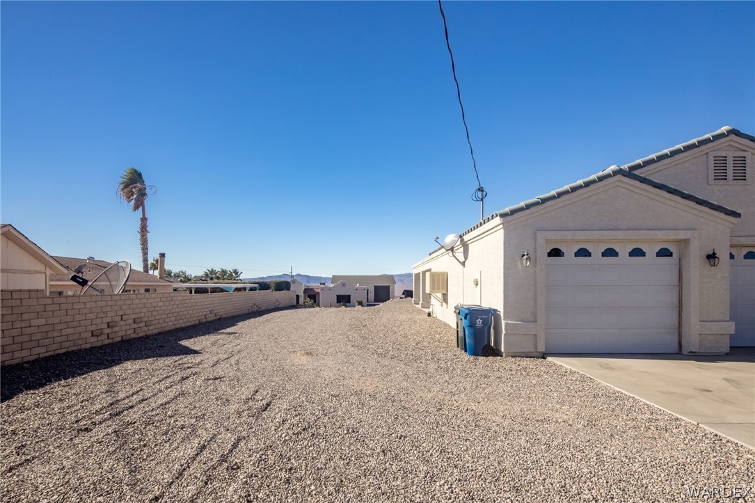 4032 Mercer Road Bullhead City, AZ 86429 - Photo 4 of 50 Gallery Image 4