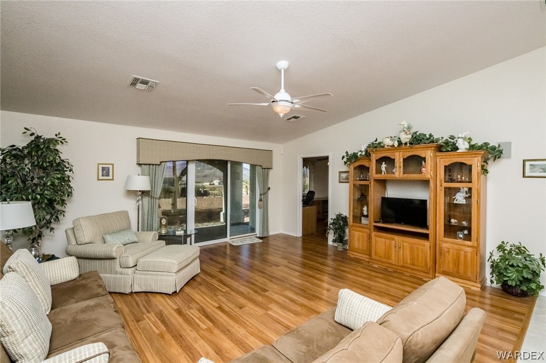 4032 Mercer Road Bullhead City, AZ 86429 - Photo 10 of 50 Gallery Image 10