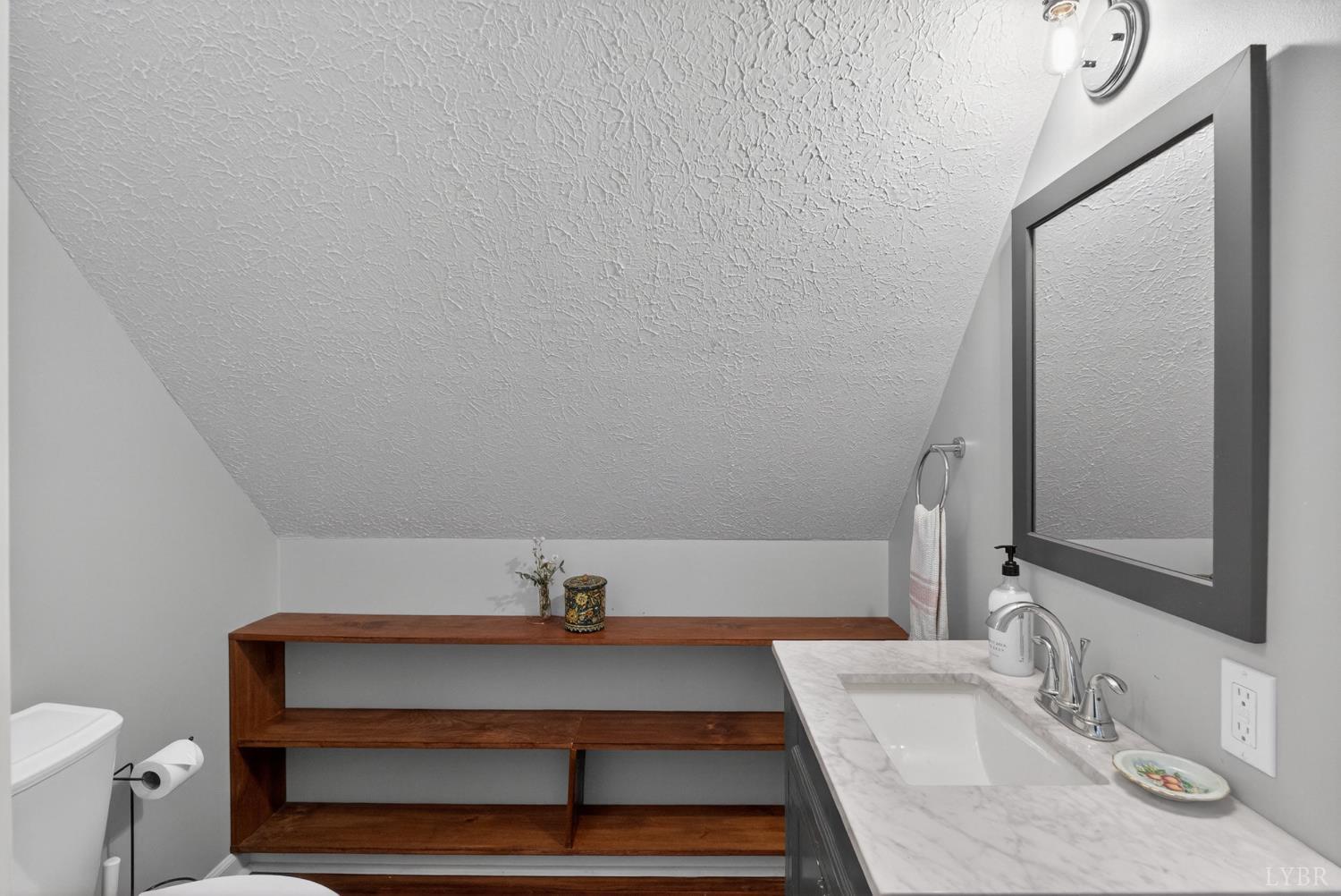 107 Fox Hollow Road Lynchburg, VA 24503 - Photo 5 of 57